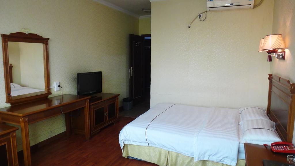 Guangzhou Jingdu Hotel Oda fotoğraf