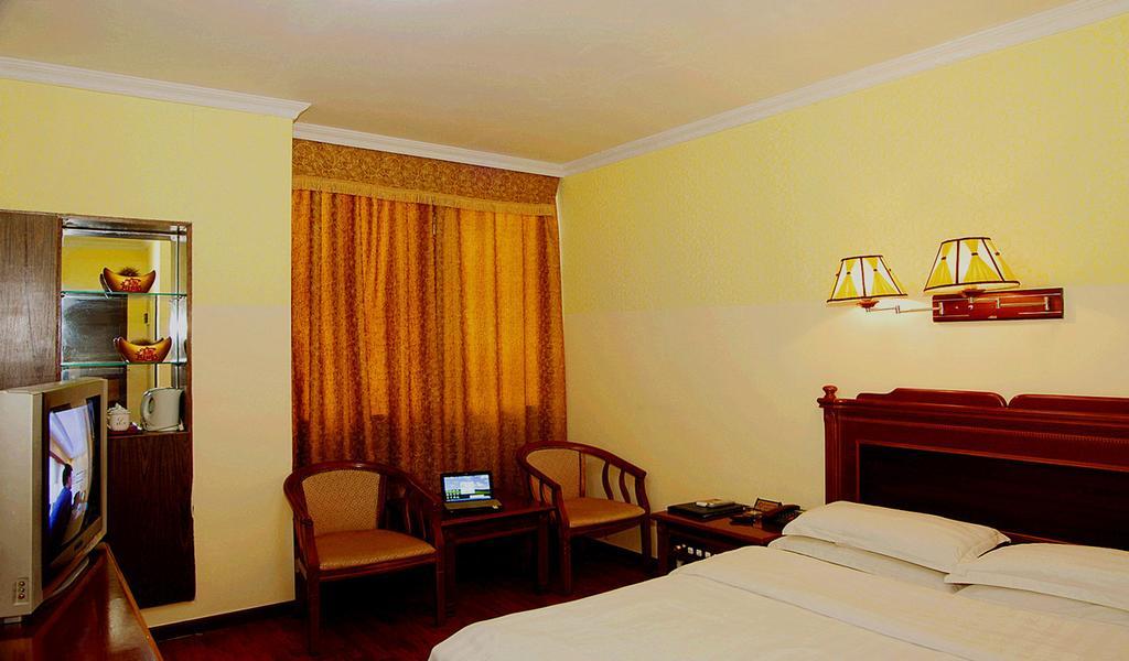 Guangzhou Jingdu Hotel Oda fotoğraf